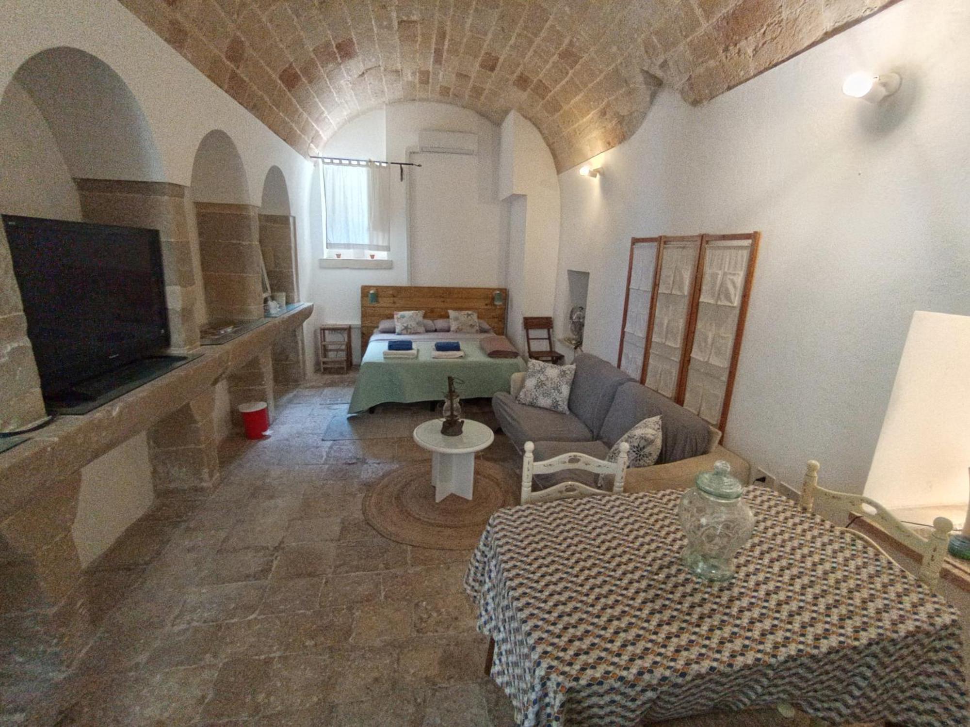 Graziosa Soluzione Indipendente Nel Cuore Del Centro Storico Otranto Luaran gambar